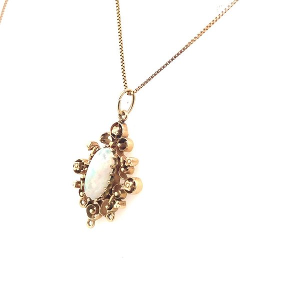 14K Yellow Gold Oval Opal Filigree Pendant 21" Necklace - Picture 2 of 5